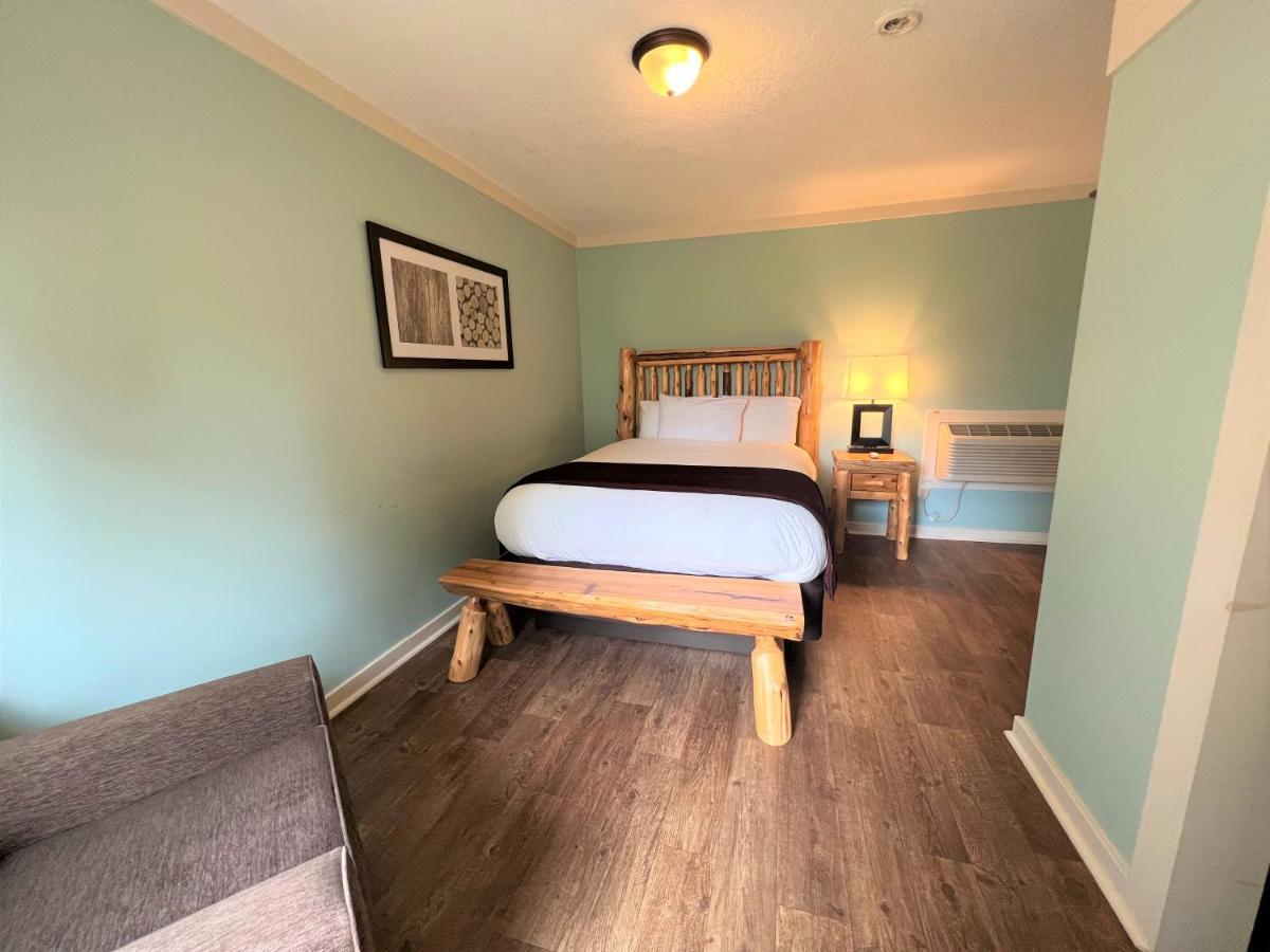 Mountain Top Inn And Resort 웜 스프링스 외부 사진