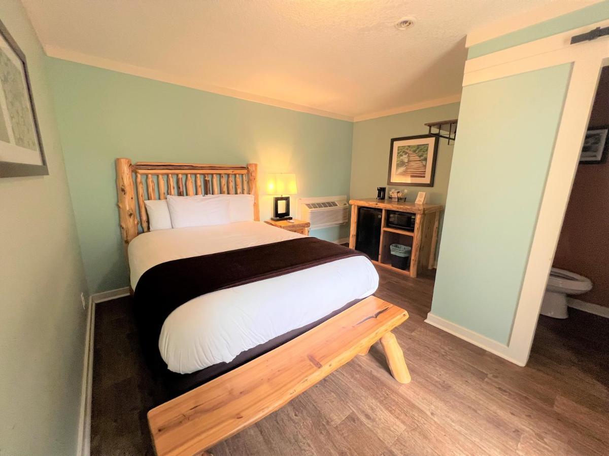 Mountain Top Inn And Resort 웜 스프링스 외부 사진
