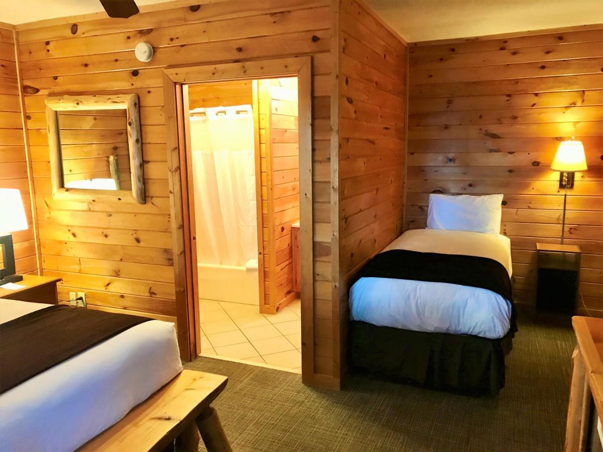 Mountain Top Inn And Resort 웜 스프링스 외부 사진