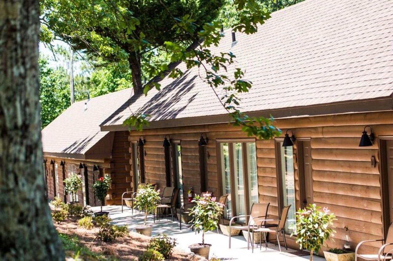 Mountain Top Inn And Resort 웜 스프링스 외부 사진